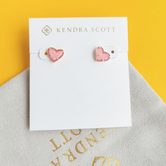 Kendra Scott Ari Heart Rose Gold Light Pink Drusy Stud Earrings - Picture 1 of 3